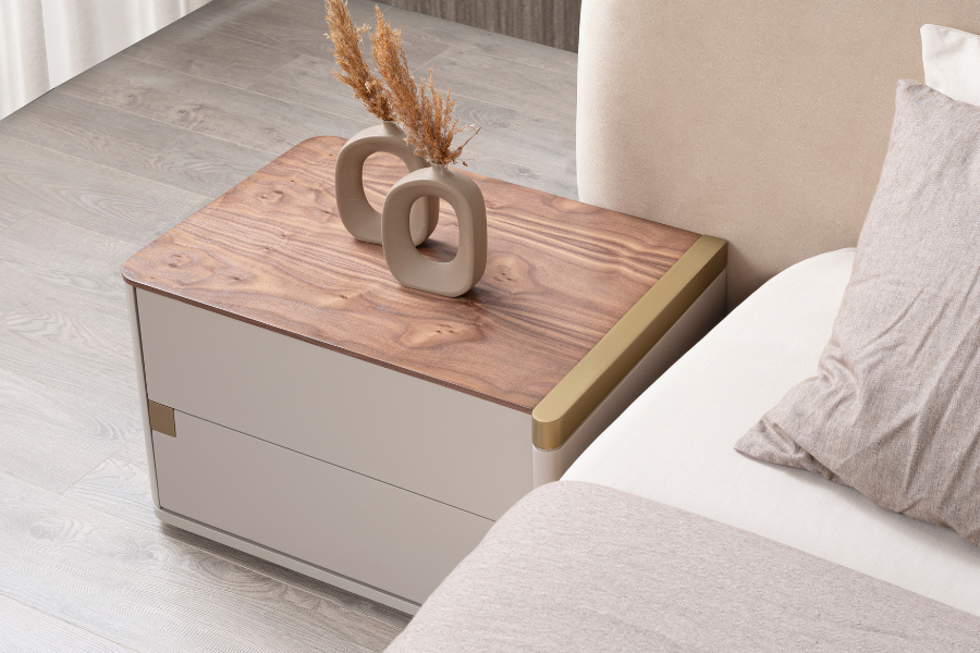 Κομοδίνο Delta